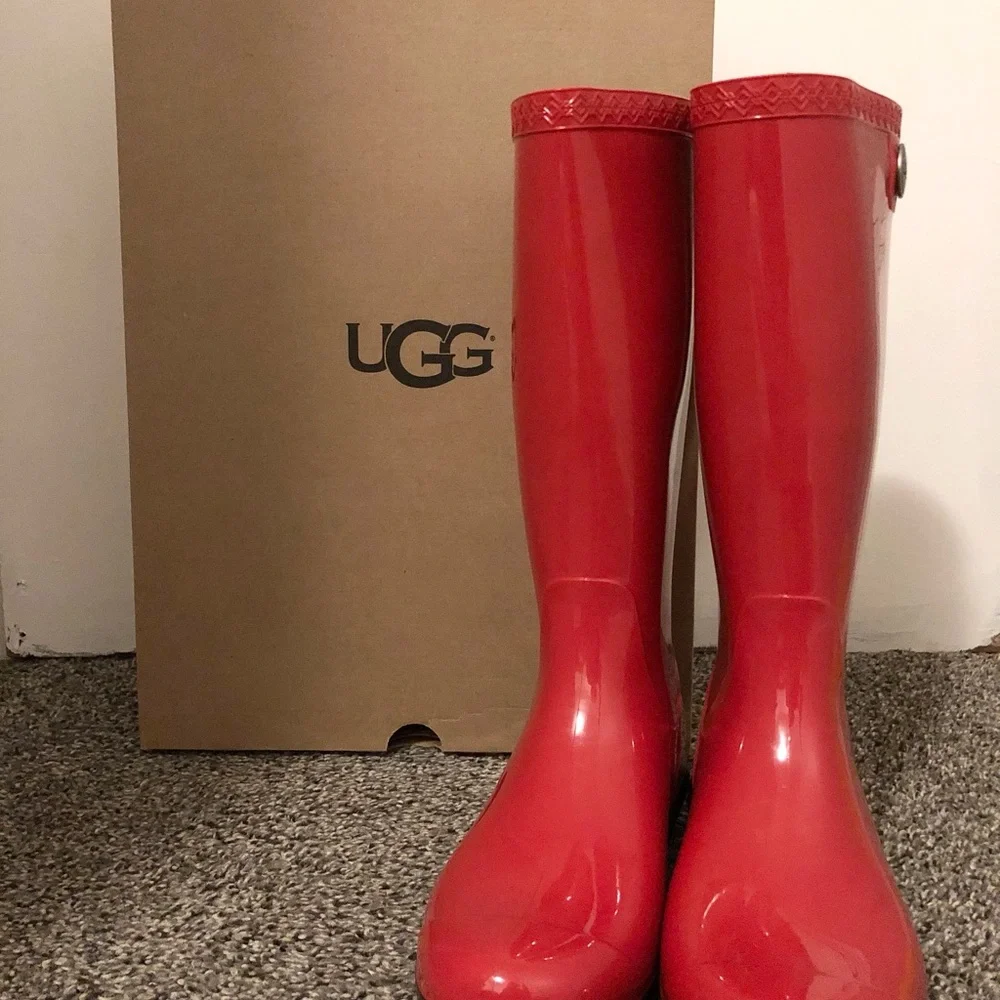 NEW Ugg Rain Boots (size 6 women's) - Picture 3 of 9